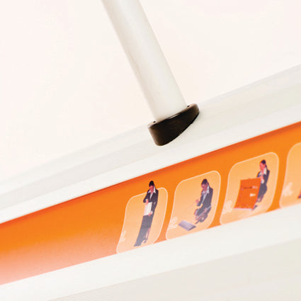 BannerBug Media Wall – Pull Up Display